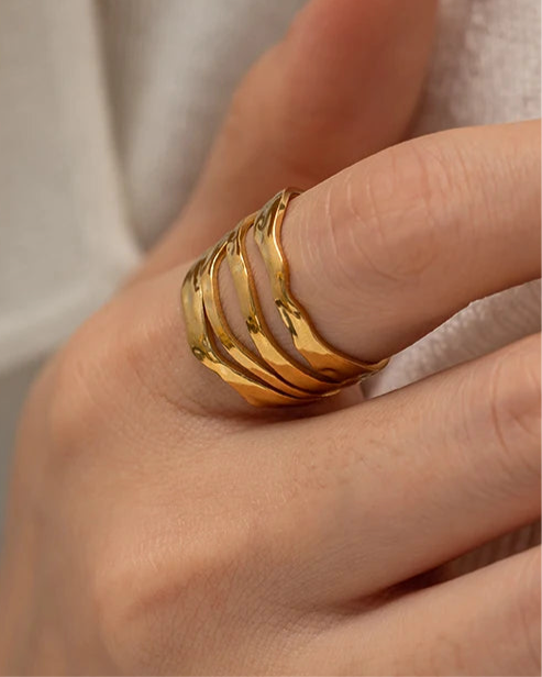 Layers Ring