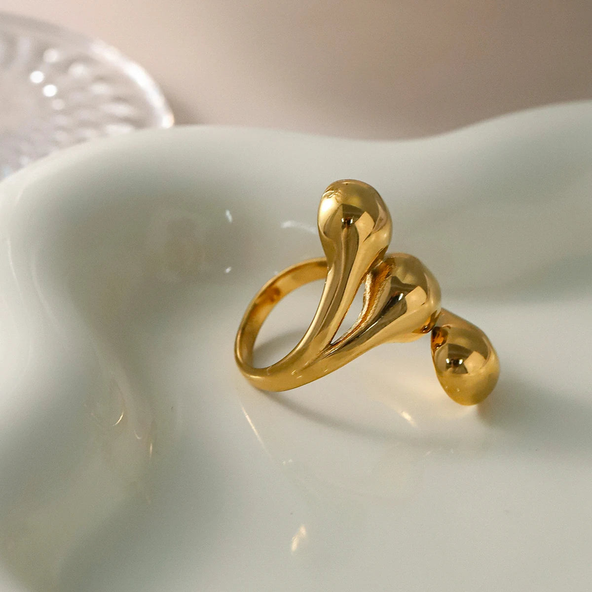Amber Ring – ring, alternate view 3