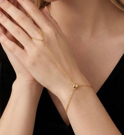 Cora Hand Chain – Waterproof 18K Gold Plated Heart Ring Bracelet