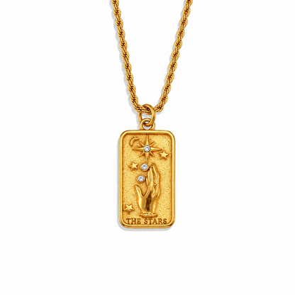 Tarot necklace measurements on white background